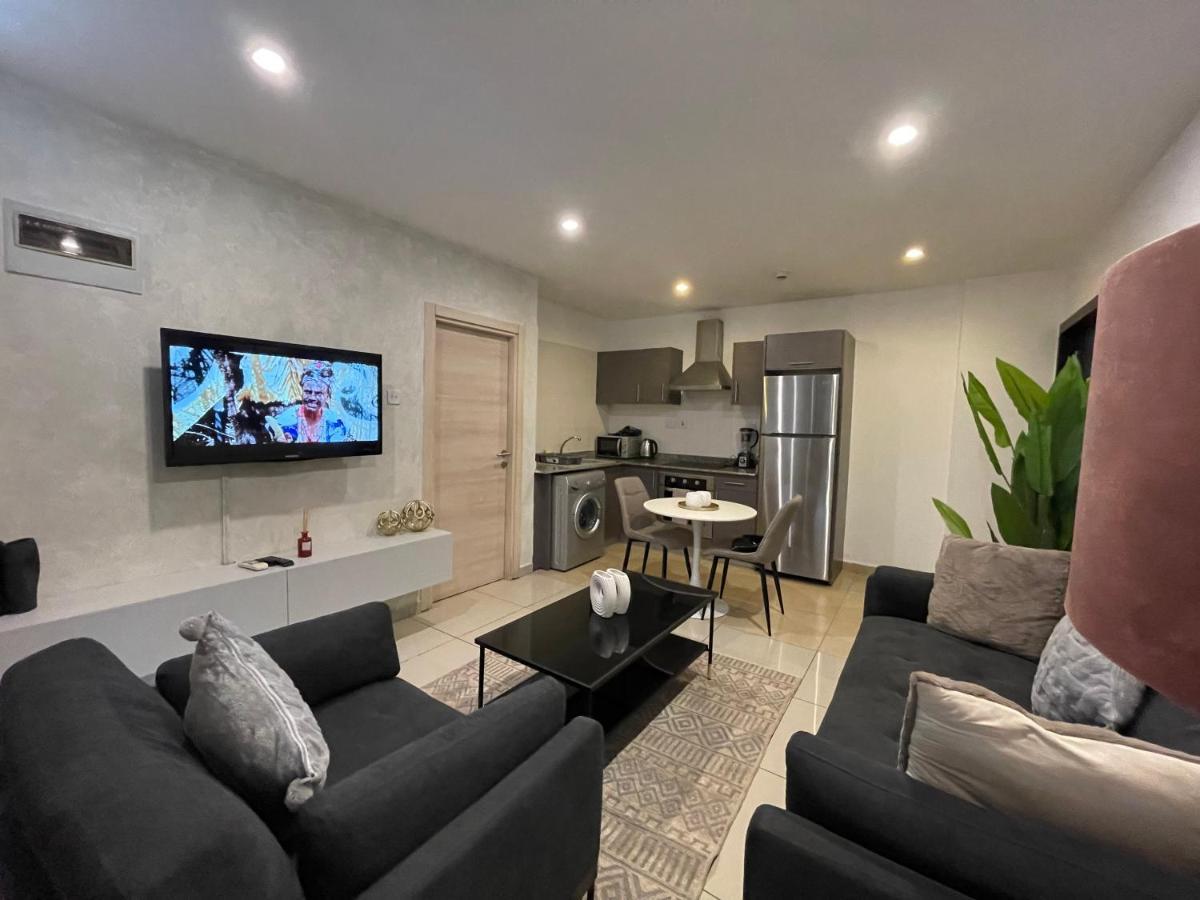 The Gallery Suites By Olive Gold Akkra Exterior foto