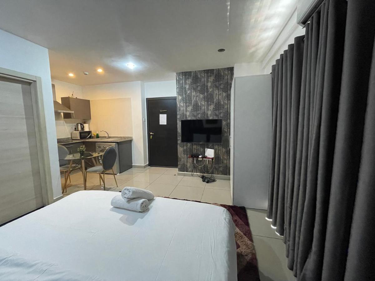 The Gallery Suites By Olive Gold Akkra Exterior foto