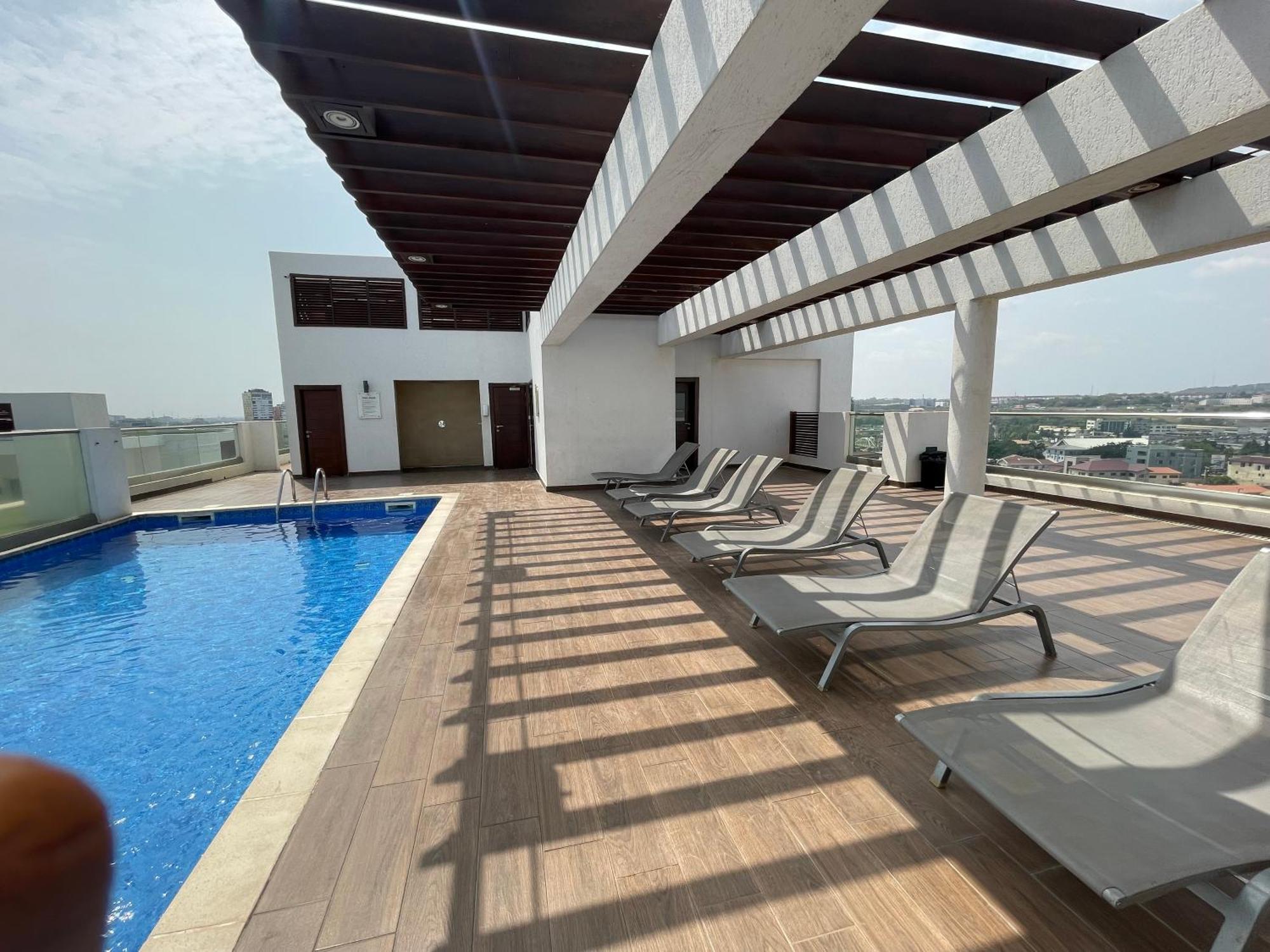 The Gallery Suites By Olive Gold Akkra Exterior foto