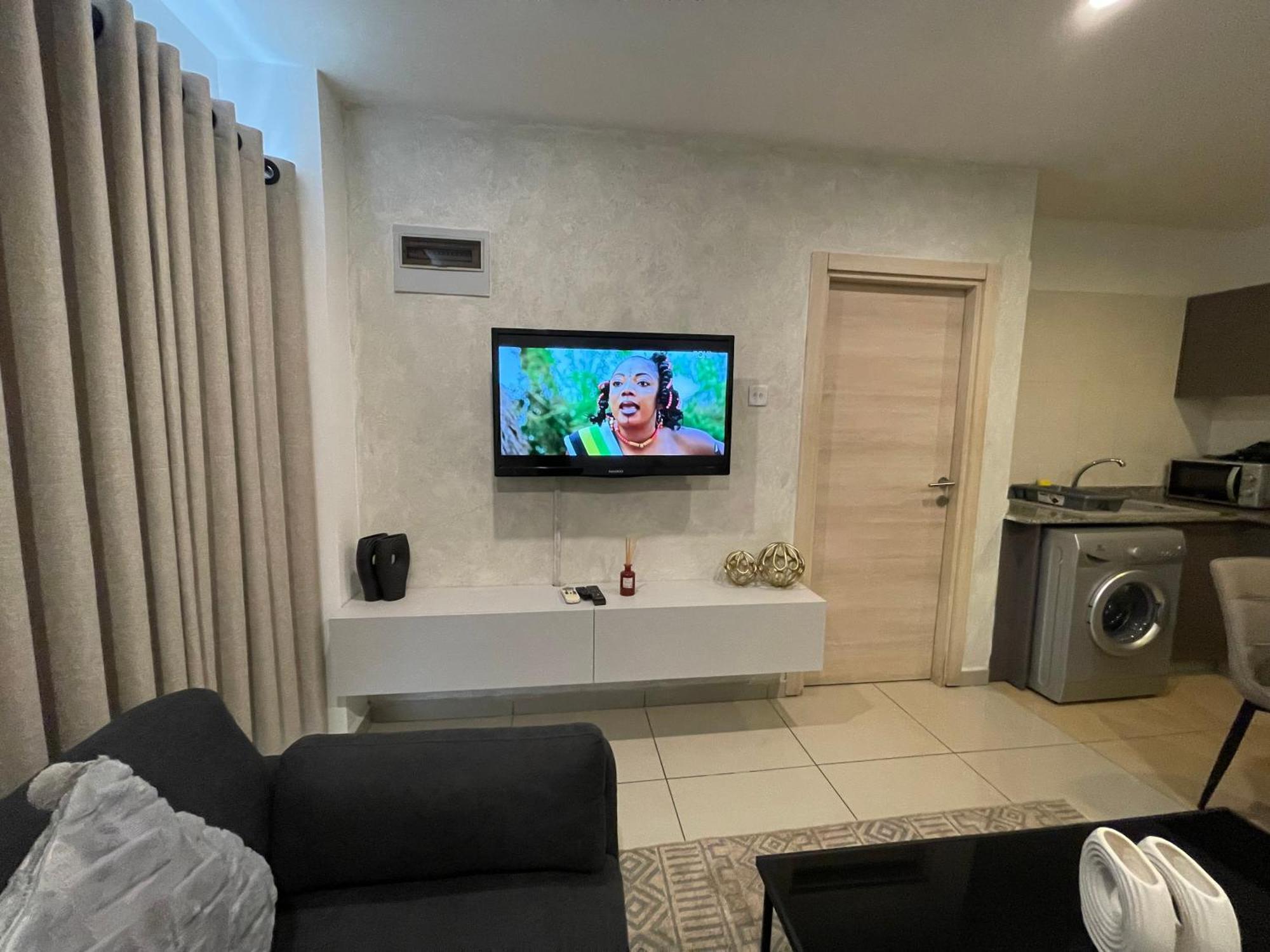 The Gallery Suites By Olive Gold Akkra Exterior foto